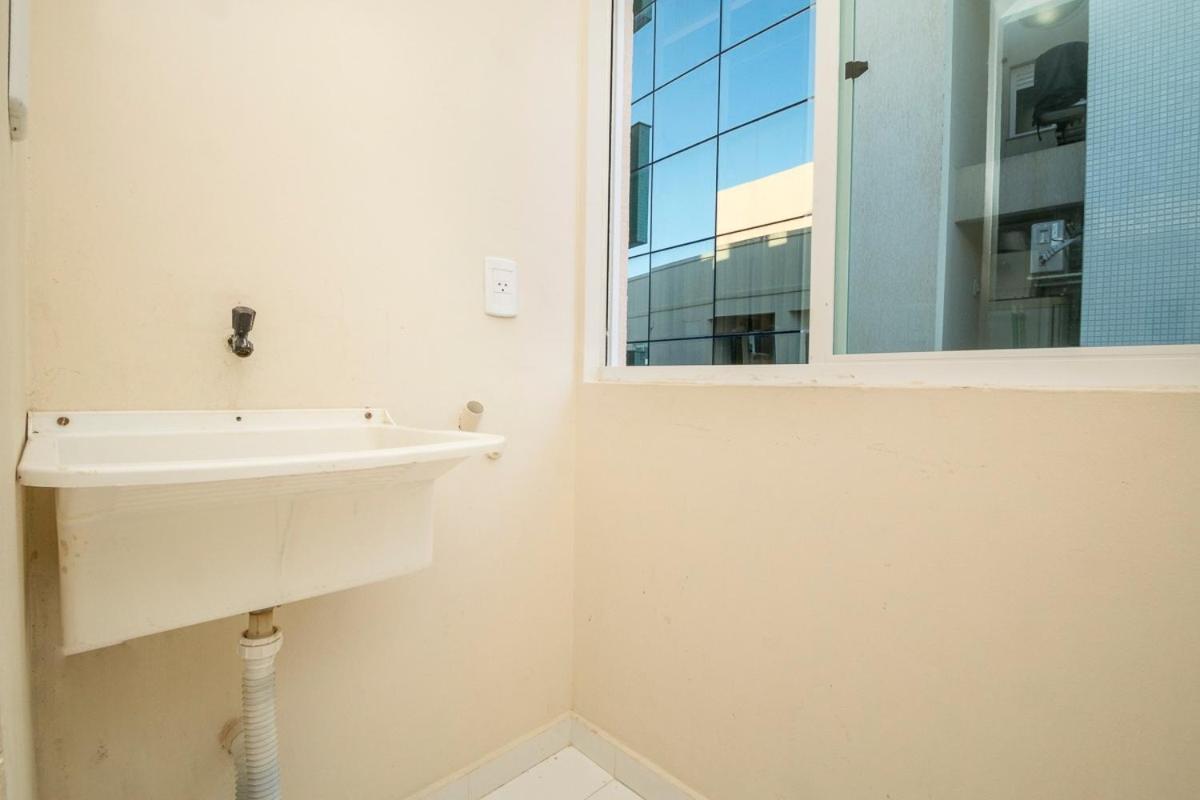 Residencial Melfi 3 Ap.1 Frente Apartment Bombinhas Exterior photo